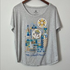 DISNEY PARKS It’s a Small World Gray Short Sleeve T-Shirt